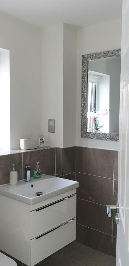 Апартаменты Luxurious First Floor Flat Дорнох Экстерьер фото
